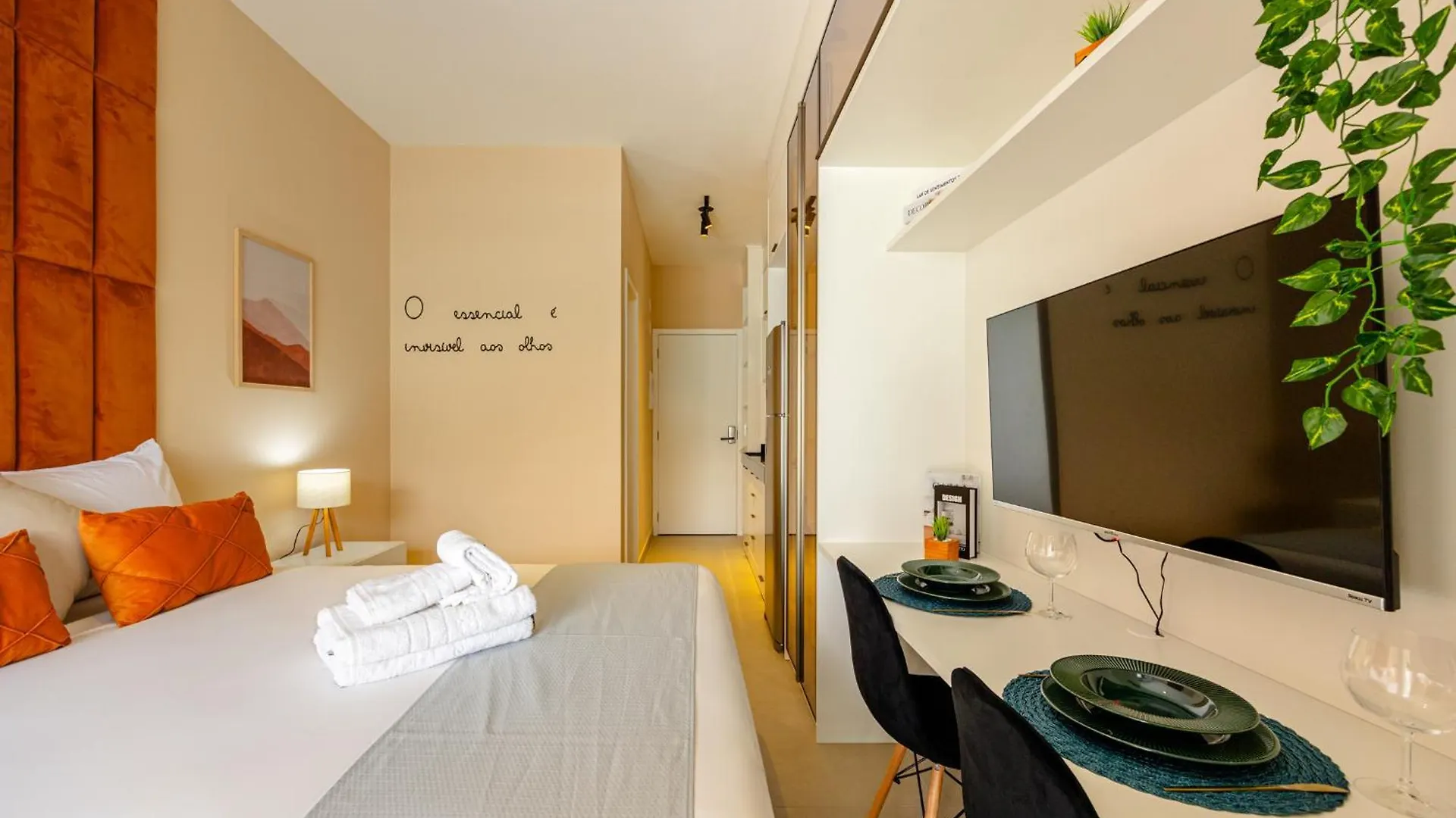 Easy Star - Belo Studio Na Charmosa Pompeia - Ik01I São Paulo 0*,  Brazylia